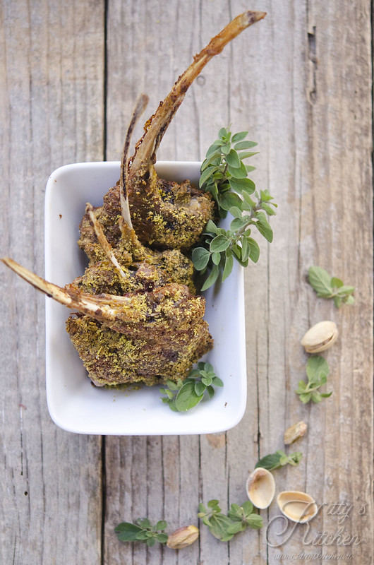 Agnello in crosta di pistacchio