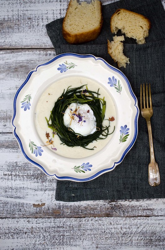 Agretti, uovo 65° e crema al Parmigiano