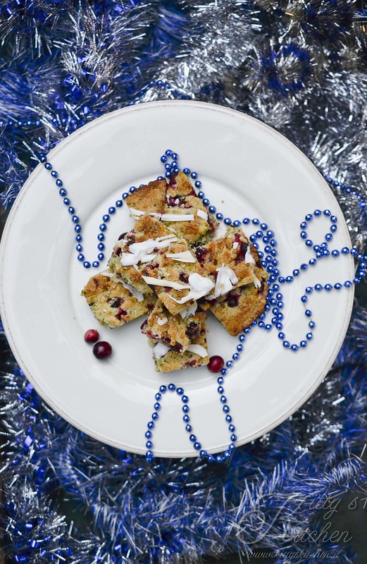 Blondies festivi pistacchi e cranberries