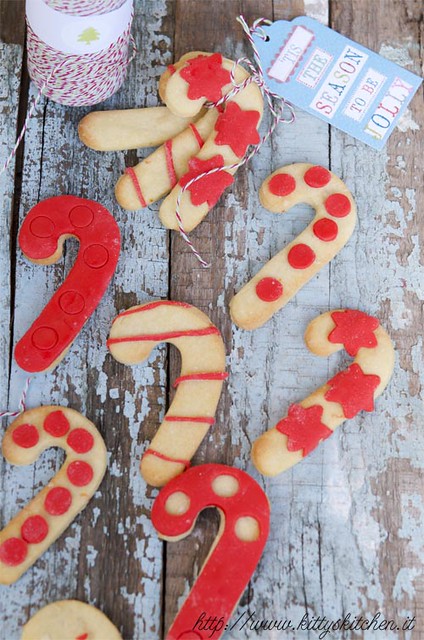 Candy cane biscuits