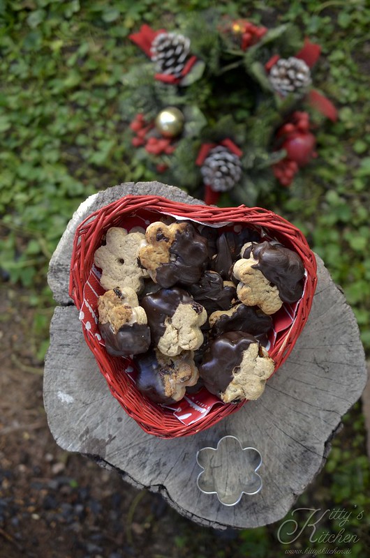 Canestrelli alle castagne, uvetta e cioccolato