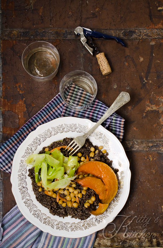 Canihua con ceci, zucca e porro