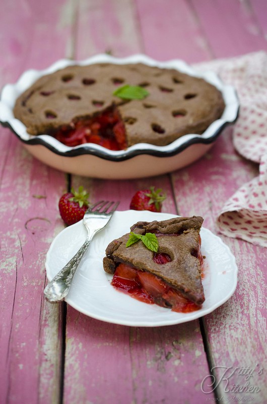 Chocolate Strawberry Pie