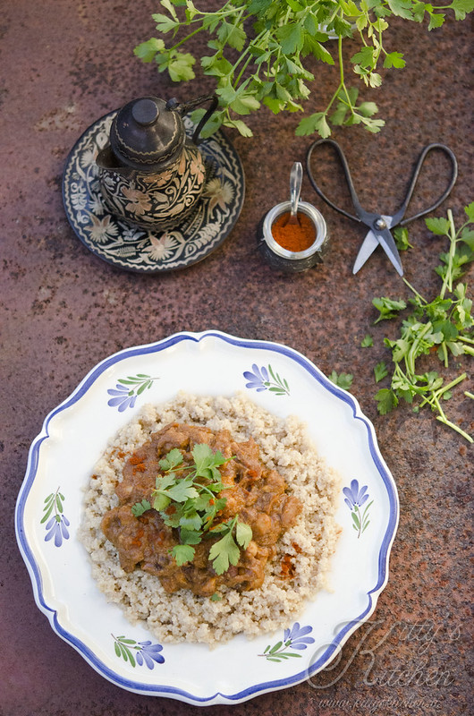 Cous cous con goulash di legumi