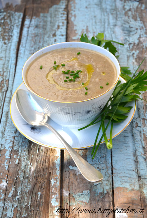 Crema di topinambur e funghi