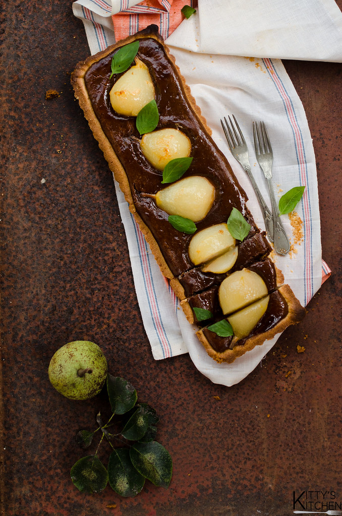 Crostata al cioccolato e pere caramellate