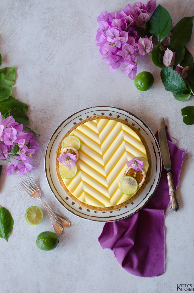 crostata con cremoso al lime e crema alla vaniglia
