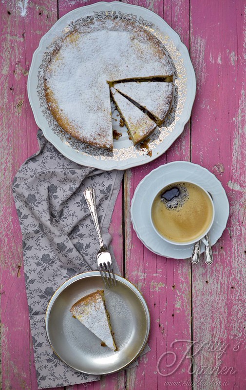 Crostata con lamponi e amaretti