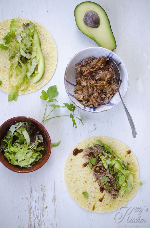 Fajitas con pulled pork e avocado