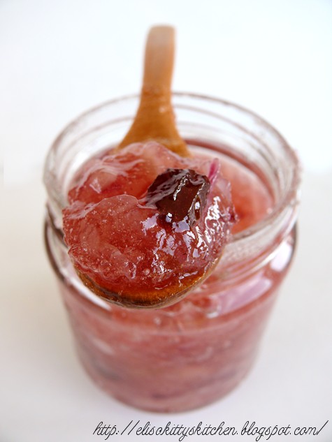 Gelatina di cipolla rossa di tropea e uvetta