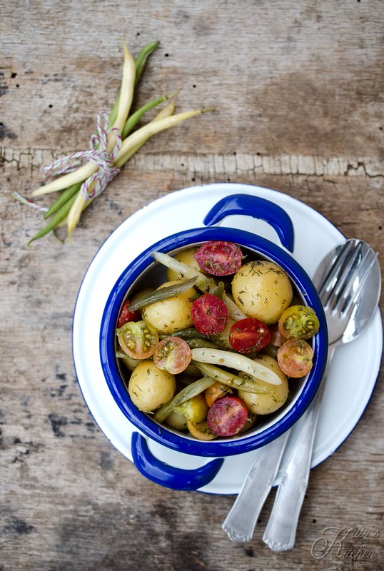 Insalata di patate con rafano e aneto