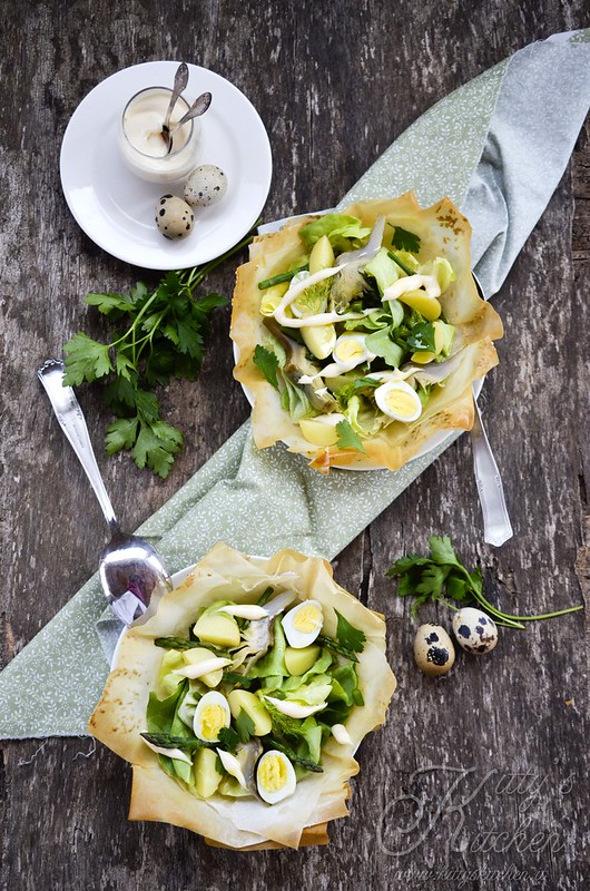 Insalata di patate novelle, uova di quaglia e asparagi