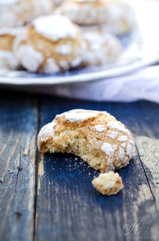 Lemon coconut cookies