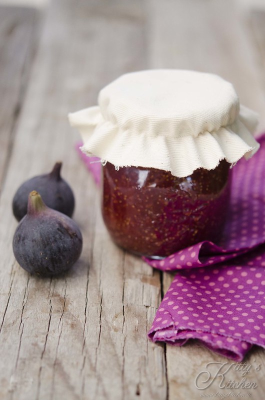 Marmellata di fichi neri
