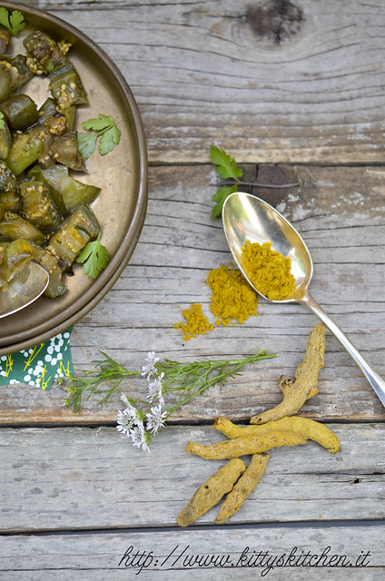 Baby melanzane verdi al curry e coriandolo