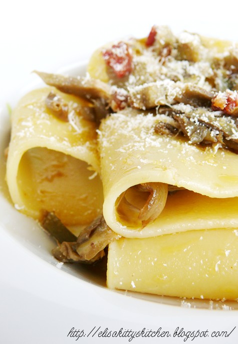 Paccheri con carciofi, ventricina e pecorino