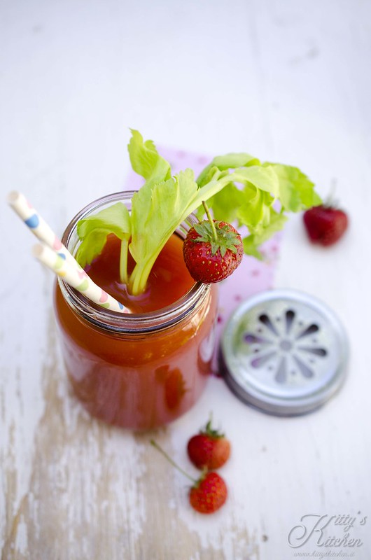 Strawberry bloody Mary