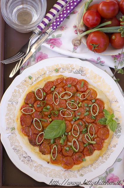 Tarte tatin pachino e erba cipollina