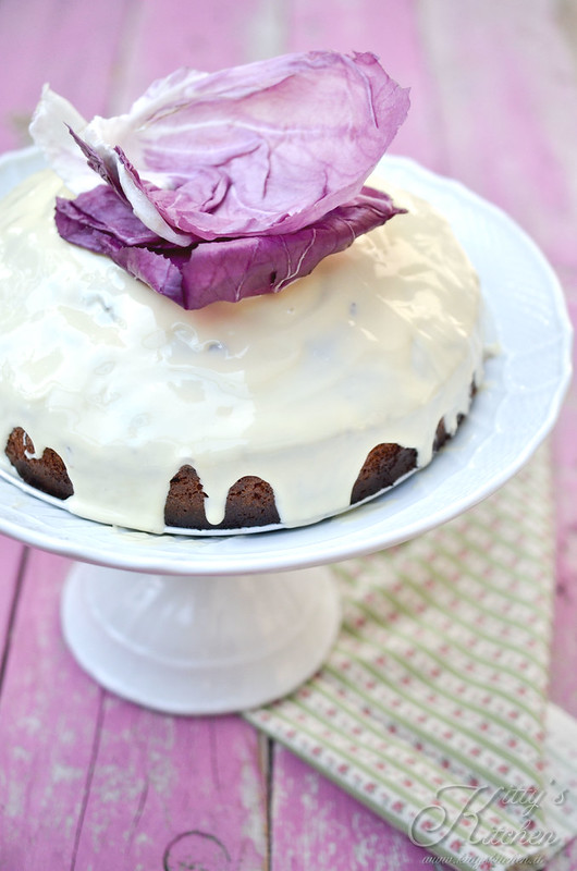 Torta al radicchio e cioccolato bianco