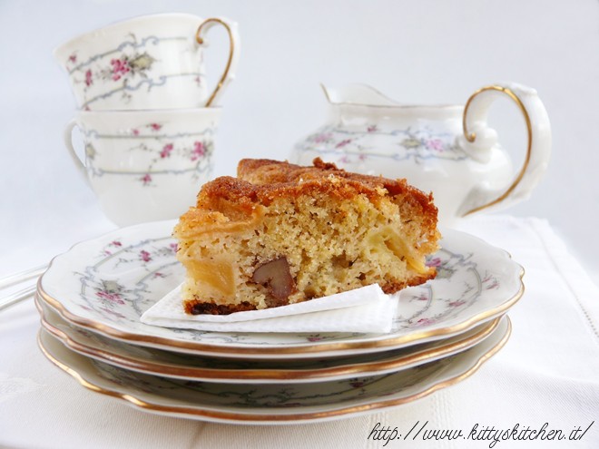 Torta di mele e noci