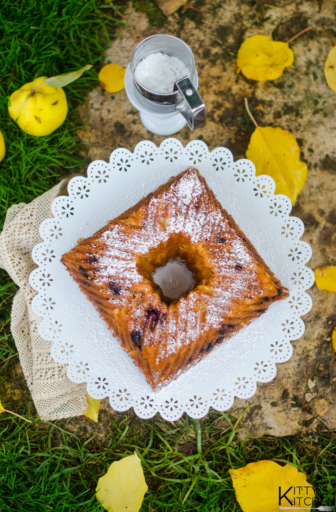Torta pere e mirtilli