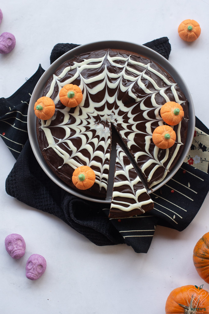 torta ragnatela ai mirtilli