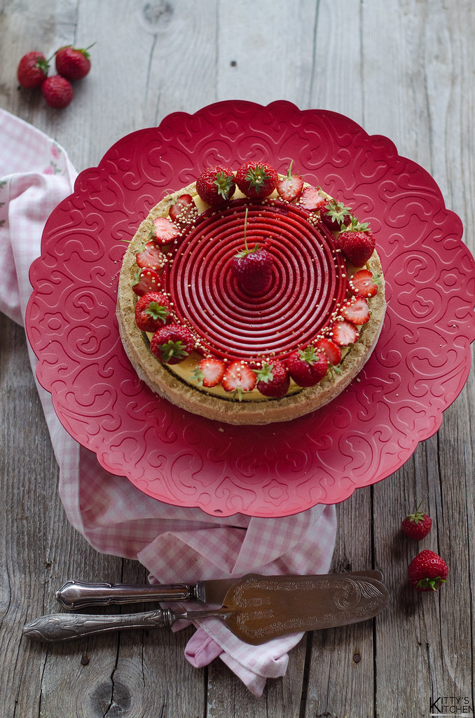 torta tourbillon alle fragole