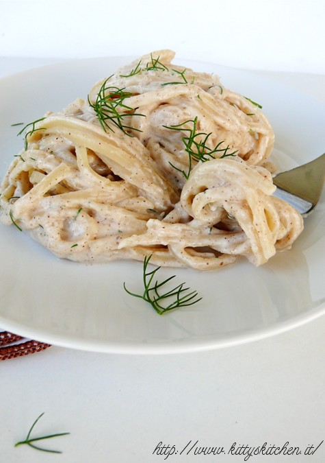 Trenette nocciole e germogli di finocchio