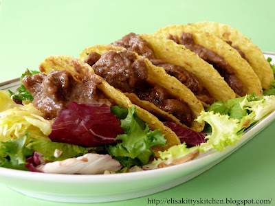 Zighinì con Berberè e injera