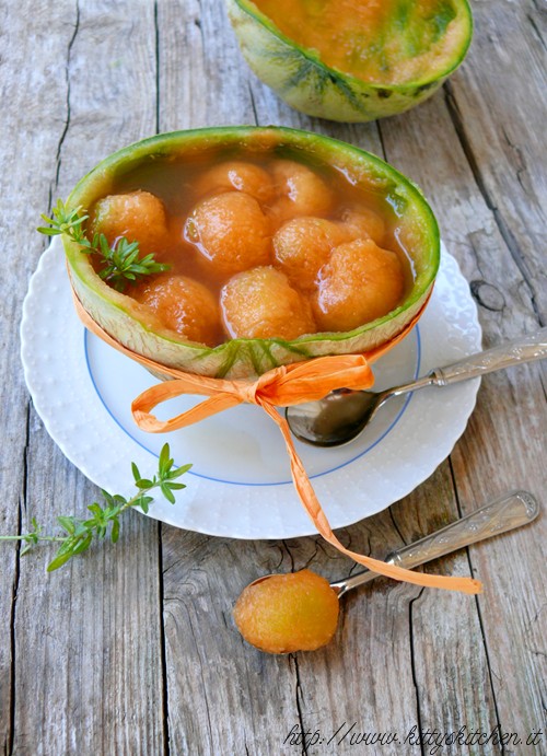 Zuppa di melone al porto e santoreggia
